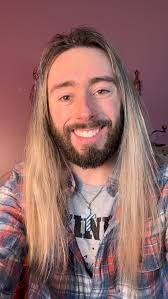 It's this special lady's birthday! Happy Birthday Mom @sandy.akins.921 !!  Hope this is the best one yet! 🎂🎊🎉🎶😁 • • • #happybirthday #mom #blessed