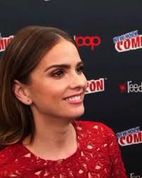 Shelley Hennig