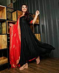 Women's retro 80s/90s inspired high cut low back one piece swimwear bathing suits. Black Suit With Contrast Dupatta Plain Black Salwar Suit With Heavy Dupatta Black Suit 2020 Black Suits Black And Red Suit Global Dress