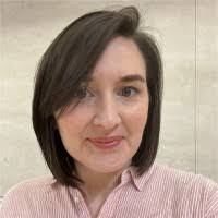 Julia Petrin's Instagram, Twitter & Facebook