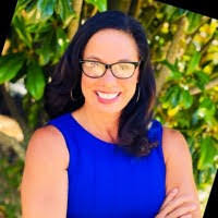 Alyssa Fleischer's Instagram, Twitter & Facebook