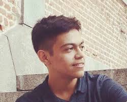 Alejandro Pérez “Circular Sonnet”