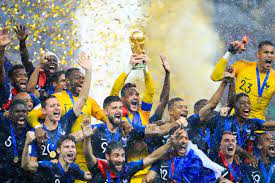 Communauté autour de la coupe du monde 2018 fifa. Photos Coupe Du Monde 2018 Ces 45 Cliches Du Sacre Des Bleus Pour L Eternite Football Maxifoot