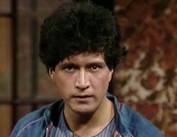 ArmandoGutiérrez como Fausto Olmedo (jamás revelaron el apellido de su  madre). Apodado como "el loco Fausto" o "el loco de la buhardilla".  Habitante fiel de la enigmática mansión #Casaloma, propiedad de los