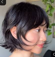 Who can cut a long bob this afternoon after 3:30?