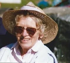 The Art of Aging: Monks, Mabel, Page, Marilyn Monks: 9780692229804:  Amazon.com: Books