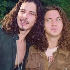 𝐑𝐨𝐜𝐤 𝐨𝐟 𝐭𝐡𝐞 𝟗𝟎𝐬