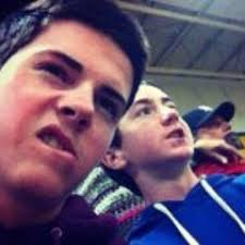 Listen to playlists featuring Brick $ell Phone by Ihate100s online for free 