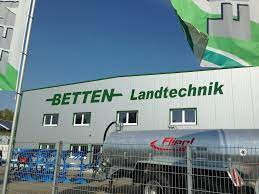 Auf unserem digitalen marktplatz für gebrauchte landtechnik können sie agrarmaschinen nicht nur kaufen und verkaufen, sondern ebenso zur miete einstellen. Werbecar 16 Meter Langer Schriftzug Verklebt An Die Aussenfassade Von Betten Landtechnik Facebook