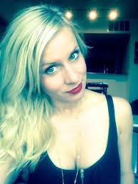 Amber Cantrell (@ambercantrell)