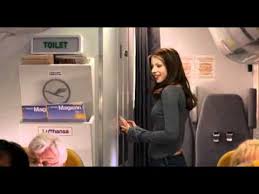 Sfuggiti alle grinfie dei turbolenti hooligans inglesi, scotty e cooper organizzano un incontro con due loro amici, i gemelli jenny (michelle trachtenberg) e jamie (travis wester), che si trovano in vacanza da quelle parti. Eurotrip With Michelle Trachtenberg Youtube