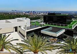 250 Million Luxury Residence 924 Bel Air Rd Los Angeles Ca Usa Bel Air Road Mansions Luxury Big Mansions