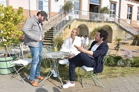 How does tv comedy keep getting better? The Tv Series Jerks 2 With Pheline Roggan Is Nominated For Best Comedy Series At Deutscher Comedypreis 2018 Wasted Management