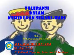 Isi kandungannya, surah al kafirun adalah tidak dibolehkannya kompromi dalam bentuk mencampur. Mengkaji Surah Al Kafirun Dan Al Bayyinah