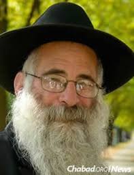 Rabbi Menachem Rodal, 68, Known to Students as 'Rabbi Nature'