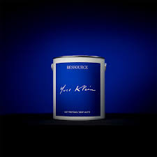L'ikb bleu (international klein blue) désigne ici une matière car, légalement, personne n'a le droit de s'approprier une teinte. Yves Klein X Ressource Ressource Peintures
