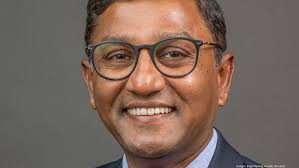 Leadership Louisville Center names new C-suite leader