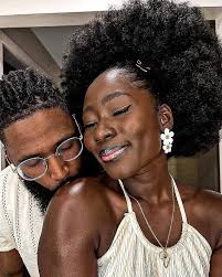 If you wanna be with someone, you have to be mature enough to stick around  when things get tough.💏 Relationships aren't easy.👌