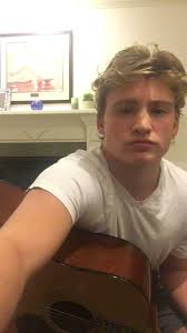 @klumdaddy's video Tweet