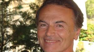 Greek Man Diagnosed With Prostate Cancer Takes Part In Trial Testing Medicinal Potential Of Olive Oil Neos Kosmos