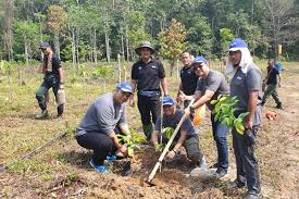 Sebagai contoh, katanya, tiga kontrak berjumlah rm40 juta bagi perolehan dan penaiktarafan kelengkapan latihan kepada sebuah syarikat. Csr Program Mbsb Bank