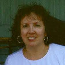 Laura Traeger's Instagram, Twitter & Facebook