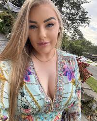 Dominique Cunningham's Instagram, Twitter & Facebook