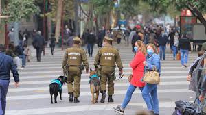 ¿qué comunas entran, cuáles salen y cuáles retroceden esta semana en la región metropolitana y la última semana del actual mes de abril comenzó este lunes con la entrega de un nuevo reporte ¿qué comunas retroceden a transición y cuarentena? Paso A Paso Santiago Maipu Macul Y Otras 13 Comunas Del Pais Retroceden A Cuarentena Emol Com