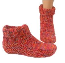 A series of step by step videos showing you how to knit a sock. Free Knitted Slippers Patterns Free Patterns Knitted Slippers Pattern Sock Knitting Patterns Knitted Slippers