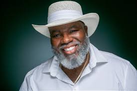 New York Knicks Game Discussion and Referee Decisions