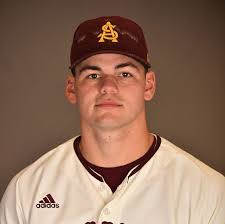 Jesse Lowman's Instagram, Twitter & Facebook