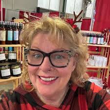 Kindness in Action: Flight Attendant Helps Autistic Passenger