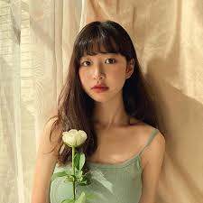 孝欽顯皇后（满语：ᡥᡳᠶᠣᠣᡧᡠᠩᡤᠠ ᡤᡳᠩᡤᡠᠵᡳ ᡳᠯᡝᡨᡠ ᡥᡡᠸᠠᠩᡥᡝᠣ，穆麟德：hiyoošungga gingguji iletu hūwangheo；1835年11月29日－1908年11月15日），葉赫那拉氏，亦稱那拉太后、西宮太后或西太后. 4zvvelezteuqdm