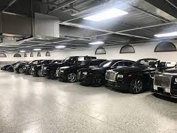 Floyd mayweather led a parade of supercars out in l.a. Inside Floyd Mayweather Amazing Car Collection Worth Over 2m From A Rolls Royce Phantom To A Ferrari 488