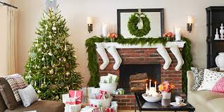 The christmas tree is the highlight of your holiday decor and these themed trees are proof that you don't have to stick to tradition this year. Christmas Tree Decorating Ideas You Will Love
