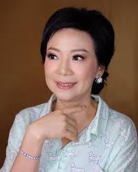 Mrs. Tan Jen Nie ✨ • #AndrianiDewiTeam #MomByAlfinTan