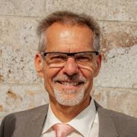 60+ perfiles de «Schaber»