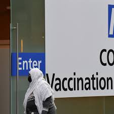 Nottingham covid vaccination patient booking. Nhs Asks All Over 70s In England To Book Covid Vaccine Appointment Coronavirus The Guardian