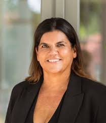 Ansprechpartner*innen