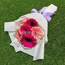 Flowers Bunch 09 Flower Delivery Bunch Of Flowers Flower Arrangements