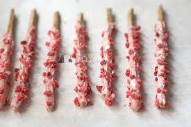 充滿仙氣的漸層草莓巧克力片凍乾甜心草莓粉嫩配色gradient pink chocolate freeze dried strawberry 肥丁手工坊 pink chocolate dried strawberries freeze