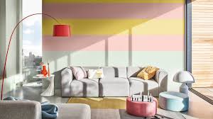 Mengecat tembok dinding dengan motif garis artinya mengecat tembok minimal dengan 2 warna yang berbeda. Cara Mengecat Garis Pada Dinding Dalam 7 Langkah Sederhana Dulux