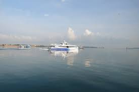 Check out the ferry schedule, timetables, ticket prices and compare/book ferry ticket now! Jadwal Kapal Ferry Dolphin Rute Batam Center Puteri Harbour Johor Jokka2traveller