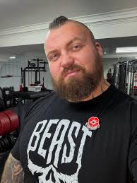 𝐄𝐝𝐝𝐢𝐞 𝐇𝐚𝐥𝐥