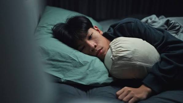 Insomnia in children & teens: causes, symptoms & treatment