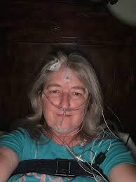 How does anyone sleep in this mess!!?? 😝 lights out! Doing a sleep test