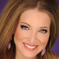 Julie Swindell's Instagram, Twitter & Facebook