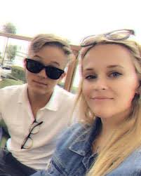 On friday, the big little lies star, 43 she shared another image of tennessee, this time he was running in a field of grass, still holding witherspoon followed up with a video of her husband jim toth enjoying the fourth of july spread. Reese Witherspoon Shares Sweet Selfie With Son Deacon 14 Summerfun Deacon Phillippe Reese Witherspoon Deacon Reese Phillippe