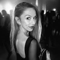 Sarah Embree's Instagram, Twitter & Facebook