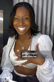 Oakland Raiderette cheerleaders Lisa Goss and Shonte Amey pose... News  Photo